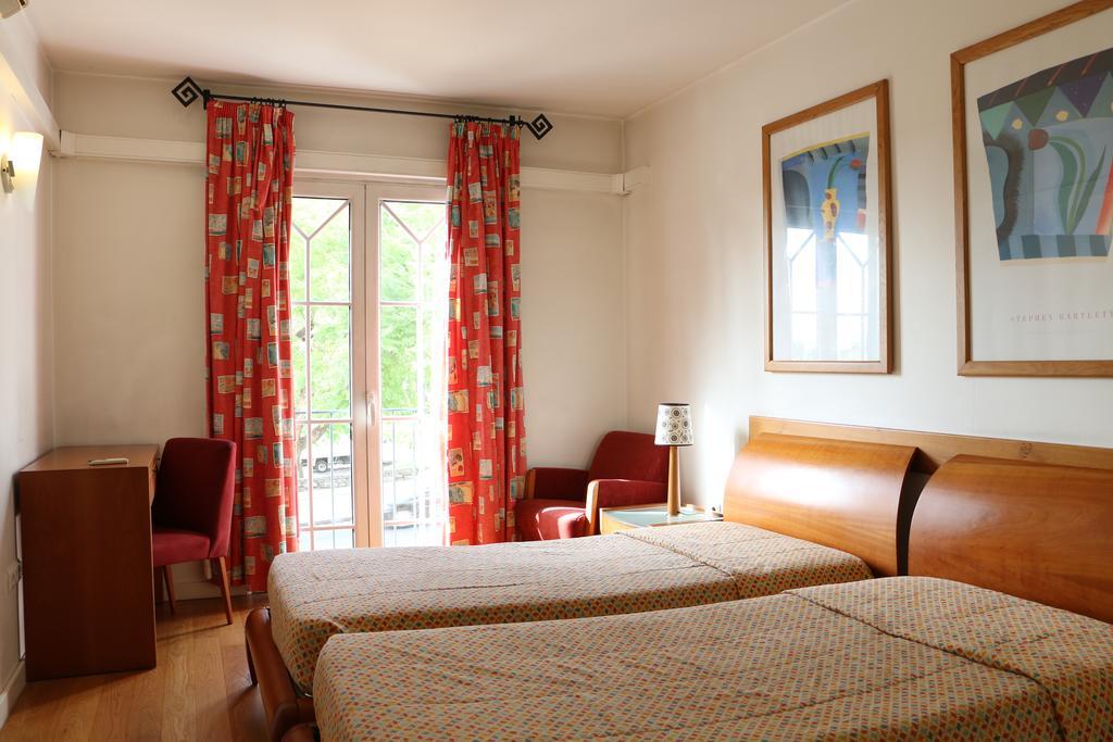 Apartamentos Turisticos Avenue Park ฟุงชาล ภายนอก รูปภาพ